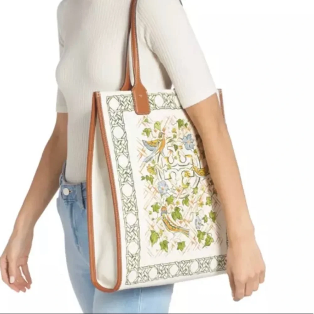 Authentic TORY BURCH Leather/Cotton printed magnetic snap long Tote - Picture 3 of 12